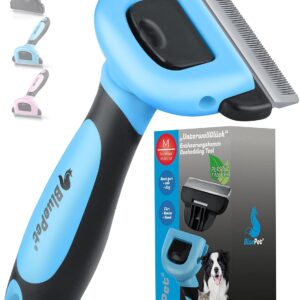 BluePet Katzenbürste & Hundebürste Kurzhaar – Entfernt loses Fell & Unterwolle – Bis zu 90% weniger lose Haare – Kamm für Hunde & Katzen – Ideale Bürste im Fellwechsel (Gr. M Kammbreite 66mm)