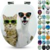SANFINO® Premium WC Sitz mit Absenkautomatik – hochwertige Toilettendeckel aus Holz, viele bunte Motive, hoher Sitzkomfort, einfache Montage inklusive Montageanleitung – „Cat & Dog“