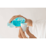 Ihr Mundwasser fällt nach hinten-betreibt stattdessen diesen 2-minütigen Trick